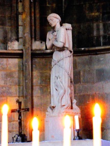 Sculpture of the dying Joan
